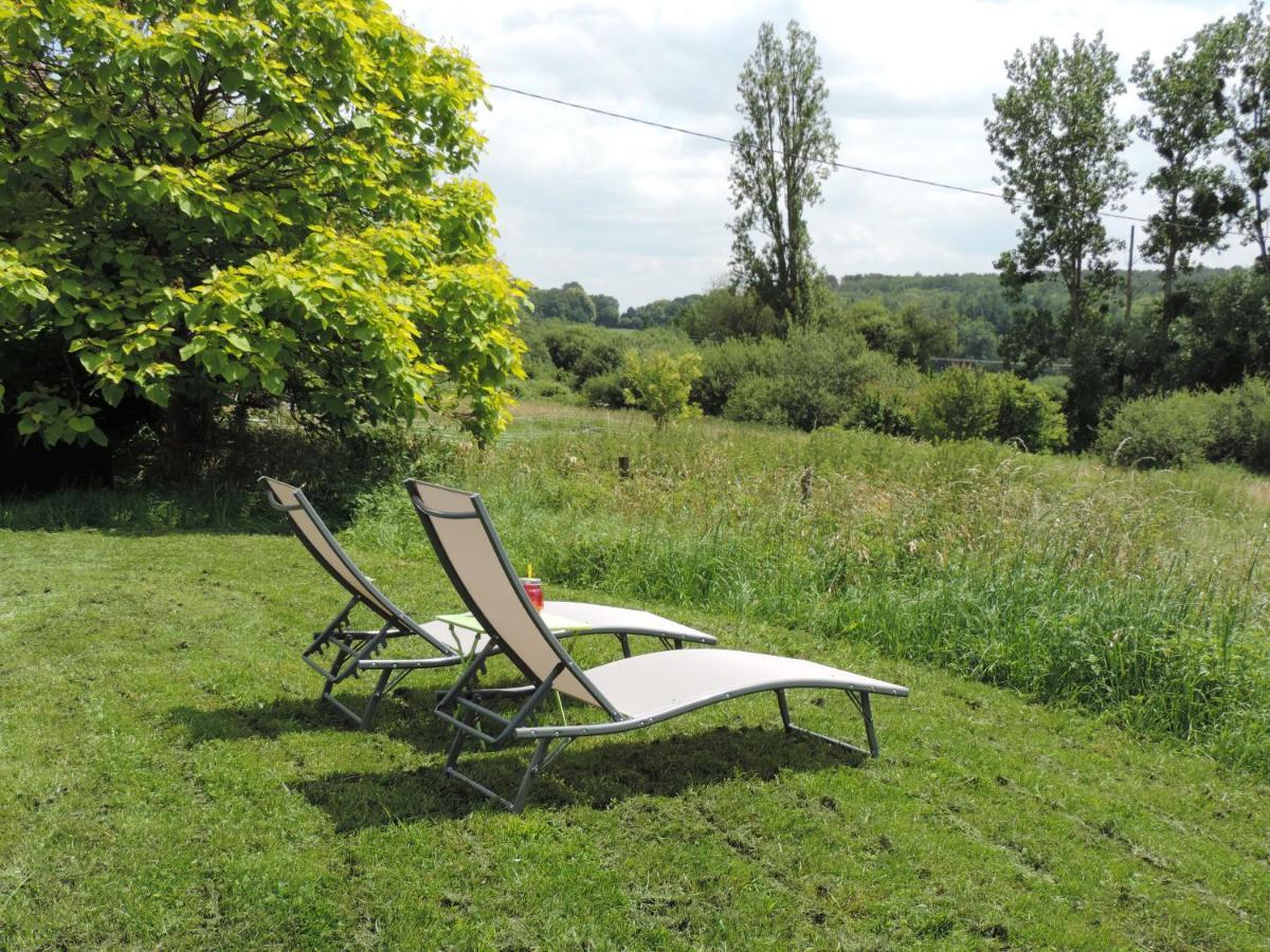 Le Clos Fleuri Segrie Luaran gambar