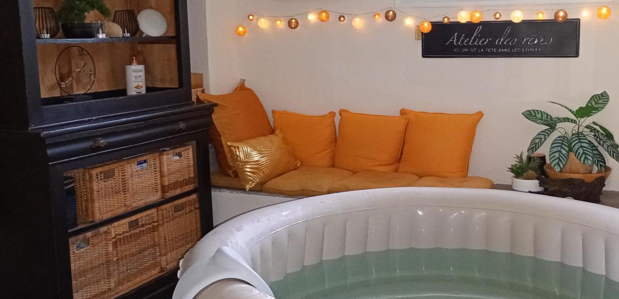 Le Clos Fleuri Segrie Luaran gambar